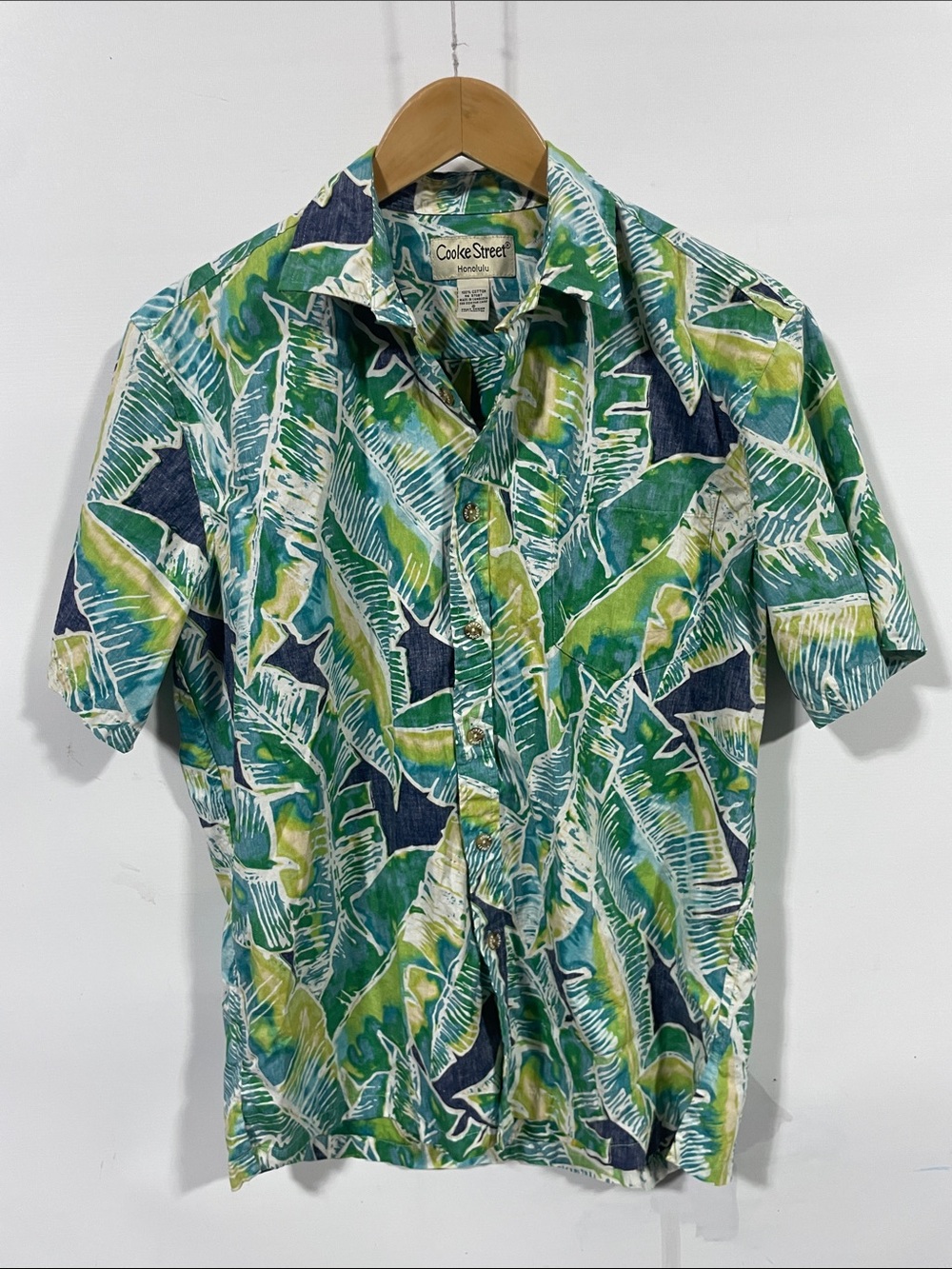 Cooke Street Men's Green Tropical Print Button-Down Shirt